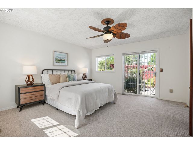 1920 14TH St, Oregon City, OR 97045