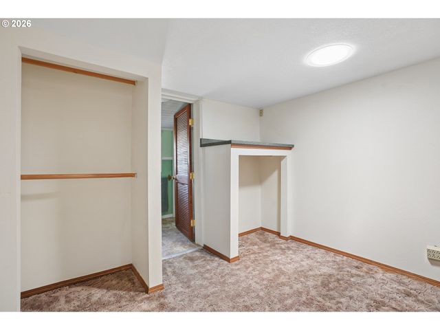 1920 14TH St, Oregon City, OR 97045