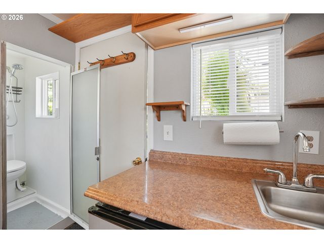 1920 14TH St, Oregon City, OR 97045