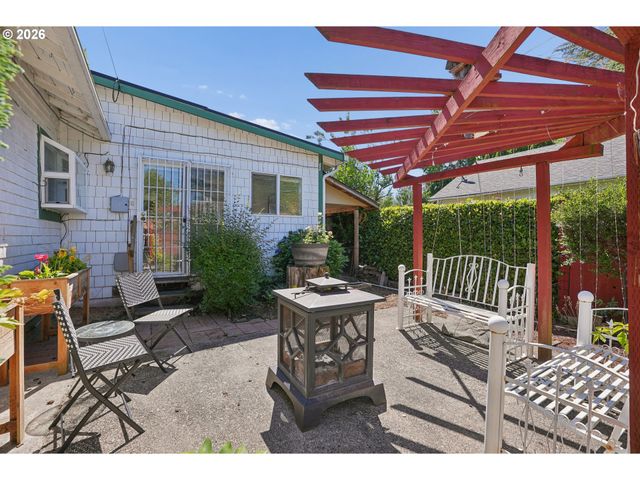 1920 14TH St, Oregon City, OR 97045