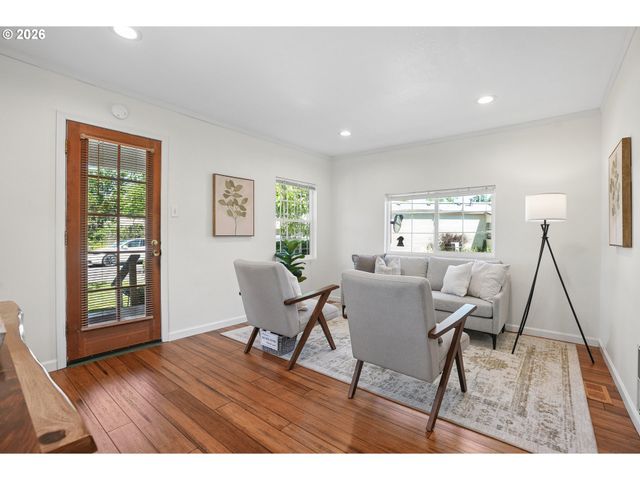 1920 14TH St, Oregon City, OR 97045