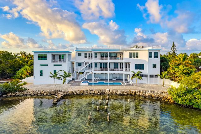 E 1041 Buttonwood Drive, Sugarloaf Key, FL 33042