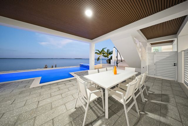 E 1041 Buttonwood Drive, Sugarloaf Key, FL 33042