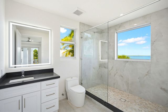 E 1041 Buttonwood Drive, Sugarloaf Key, FL 33042