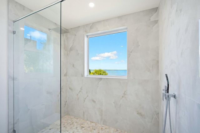 E 1041 Buttonwood Drive, Sugarloaf Key, FL 33042