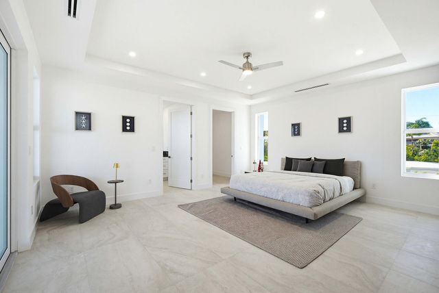 E 1041 Buttonwood Drive, Sugarloaf Key, FL 33042