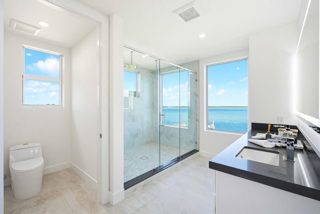 E 1041 Buttonwood Drive, Sugarloaf Key, FL 33042