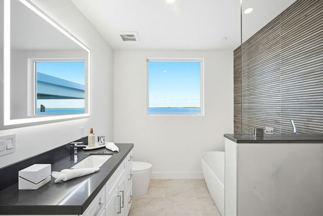 E 1041 Buttonwood Drive, Sugarloaf Key, FL 33042