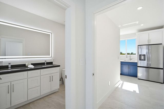 E 1041 Buttonwood Drive, Sugarloaf Key, FL 33042