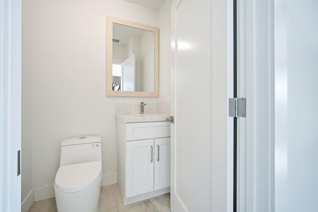 E 1041 Buttonwood Drive, Sugarloaf Key, FL 33042