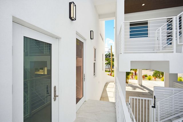 E 1041 Buttonwood Drive, Sugarloaf Key, FL 33042