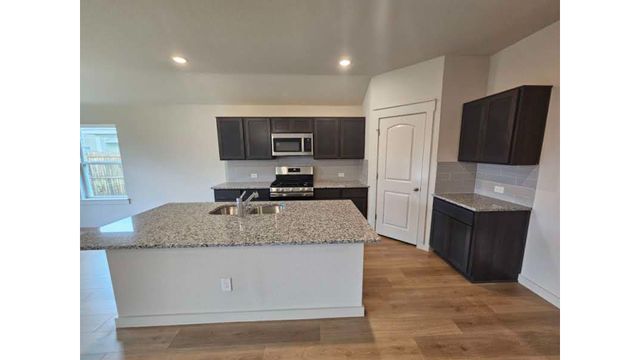 109 John Laurens Drive, Venus, TX 76084