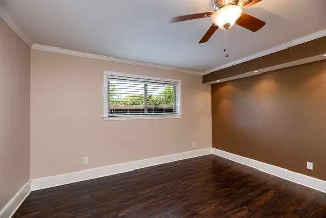 10252 REGAL OAKS Drive B, Dallas, TX 75230