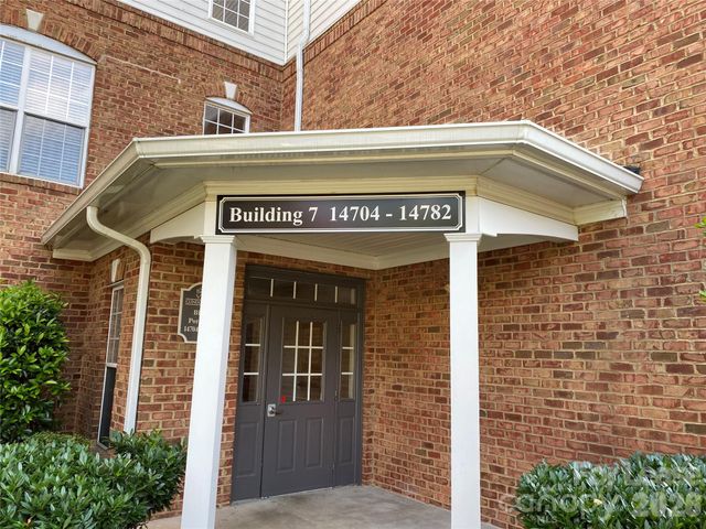 14744 Via Sorrento Drive, Charlotte, NC 28277