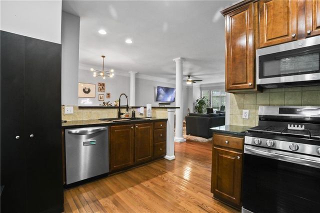 1112 Park Row S, Atlanta, GA 30312