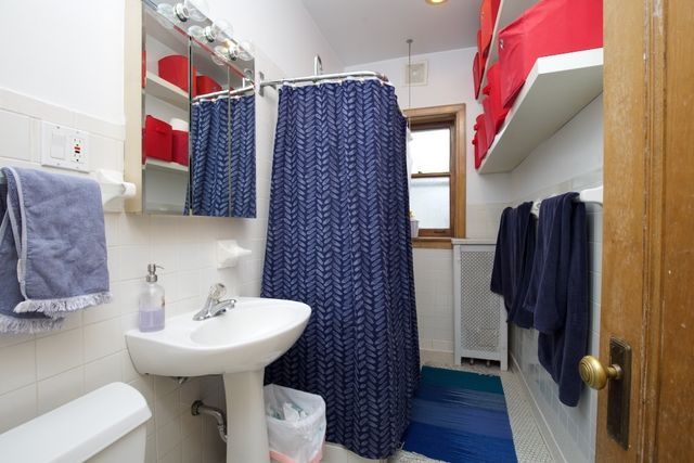 6308 N GLENWOOD Avenue 2, Chicago, IL 60660