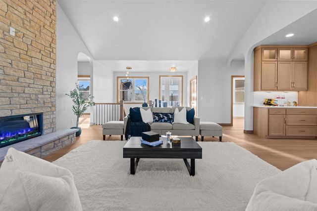 266 E SWEETWATER WAY, Appleton, WI 54913