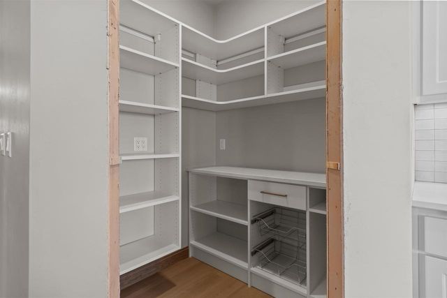 266 E SWEETWATER WAY, Appleton, WI 54913