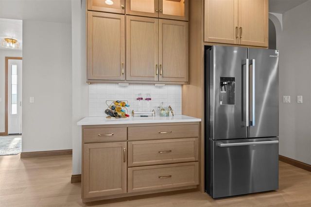 266 E SWEETWATER WAY, Appleton, WI 54913