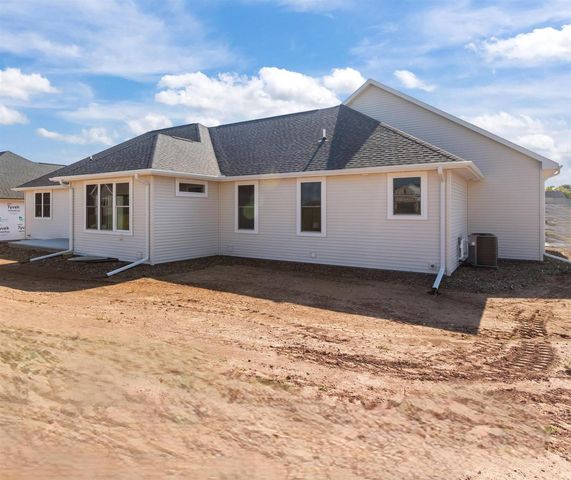 266 E SWEETWATER WAY, Appleton, WI 54913