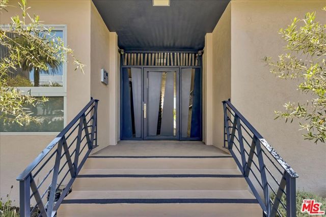 210 S Hamilton Drive 04, Beverly Hills, CA 90211