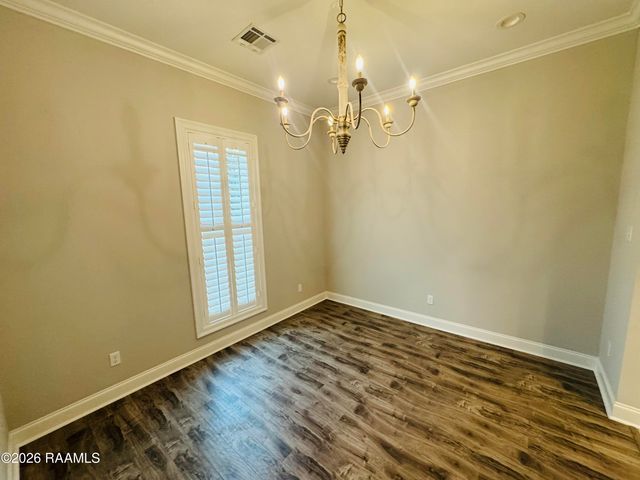 113 Oak Village Drive, Scott, LA 70583