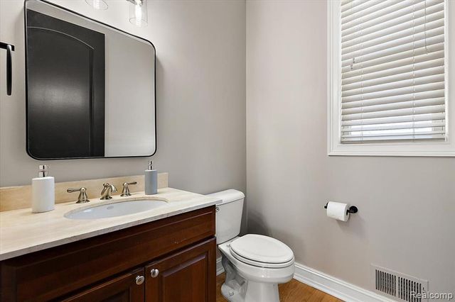 1109 Bennaville Avenue, Birmingham, MI 48009