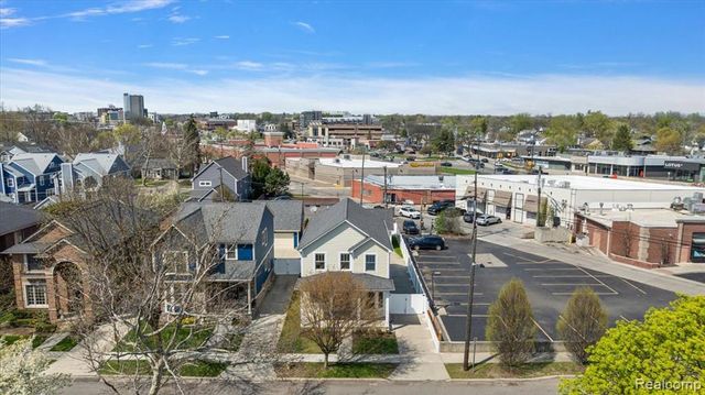 1109 Bennaville Avenue, Birmingham, MI 48009
