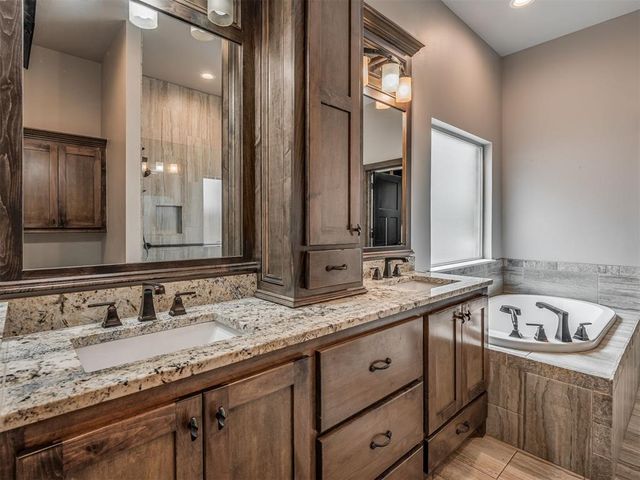 3715 Timberbrook Drive, Norman, OK 73069