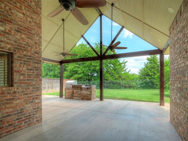 3715 Timberbrook Drive, Norman, OK 73069