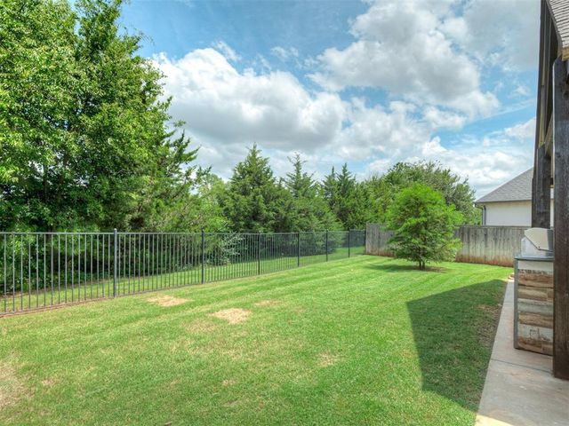 3715 Timberbrook Drive, Norman, OK 73069
