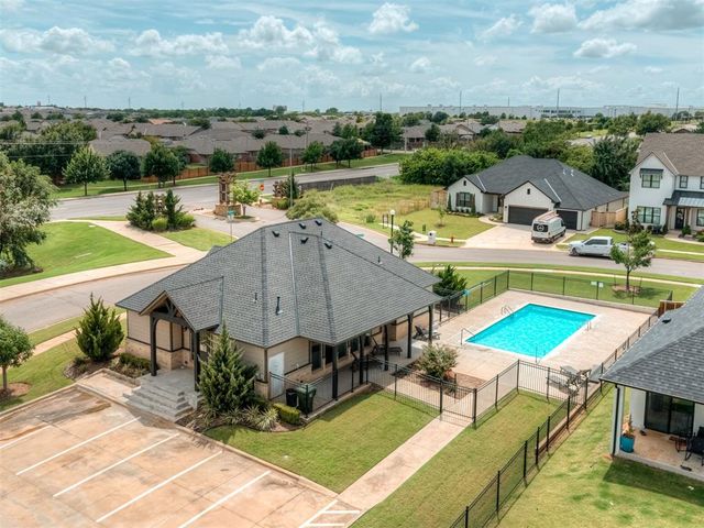 3715 Timberbrook Drive, Norman, OK 73069