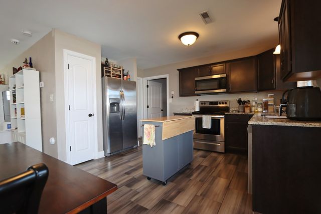 118 Ambridge St., Oak Grove, KY 42262