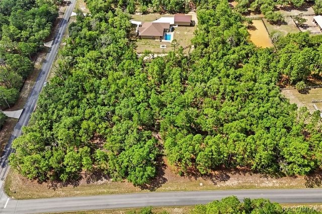 2566 N Sheriff Drive, Beverly Hills, FL 34465