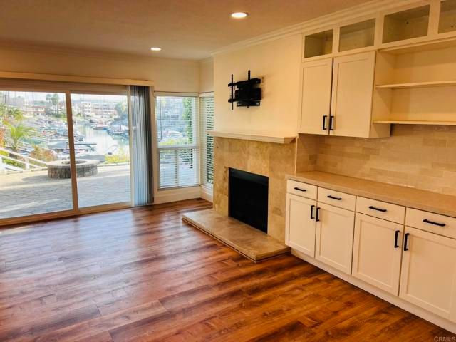 4587 Cove Drive, Carlsbad, CA 92008