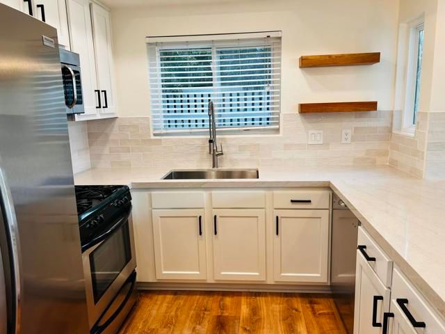 4587 Cove Drive, Carlsbad, CA 92008