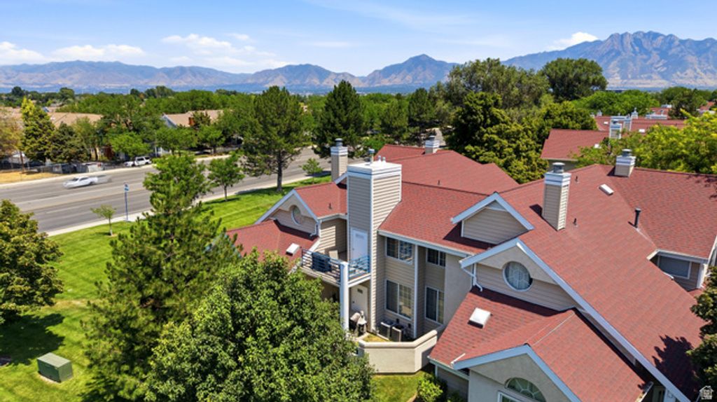 5426 S LIGHTHOUSE RD, Taylorsville, UT 84123 — photo 3