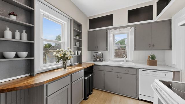 616 6th Street SE, Rochester, MN 55904