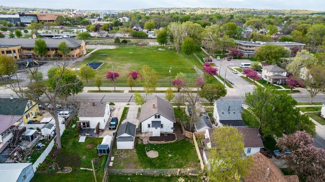 616 6th Street SE, Rochester, MN 55904