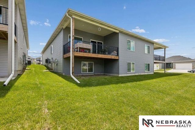 5074 W Stampede Lane, Lincoln, NE 68528
