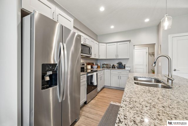 5074 W Stampede Lane, Lincoln, NE 68528