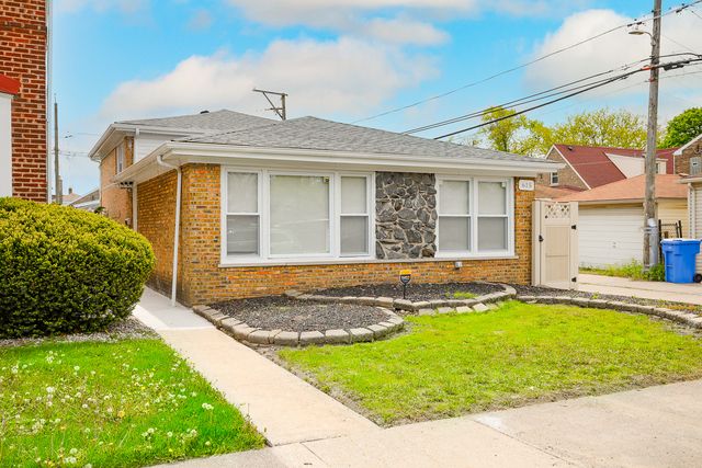 615 E 101st Place, Chicago, IL 60628