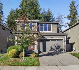18213 137th Place SE, Renton, WA 98058