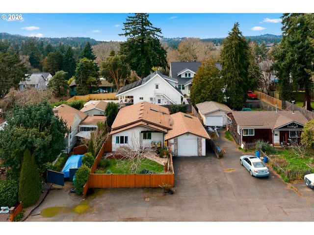 14907 Se CEDAR Ave, Milwaukie, OR 97267