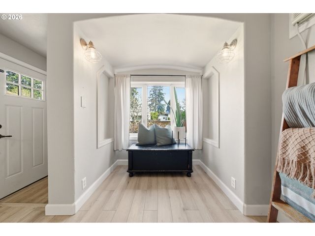 14907 Se CEDAR Ave, Milwaukie, OR 97267