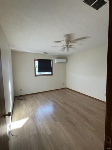 400 S Village Court, Bloomington, IN 47403