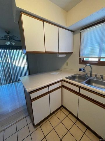 400 S Village Court, Bloomington, IN 47403