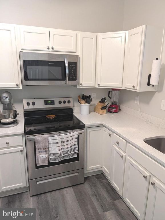 Image 10 of property listing at 2008 RIPLEY POINT CT, Odenton, MD 21113