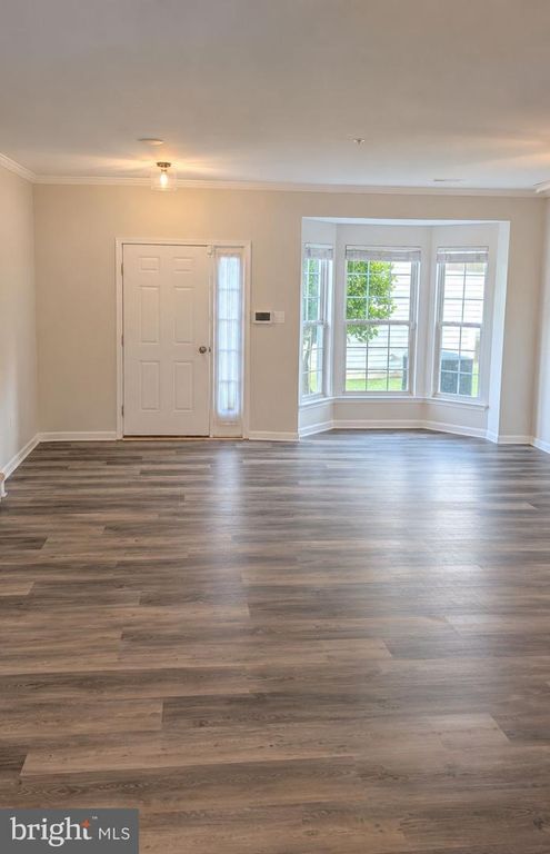 Image 7 of property listing at 2008 RIPLEY POINT CT, Odenton, MD 21113