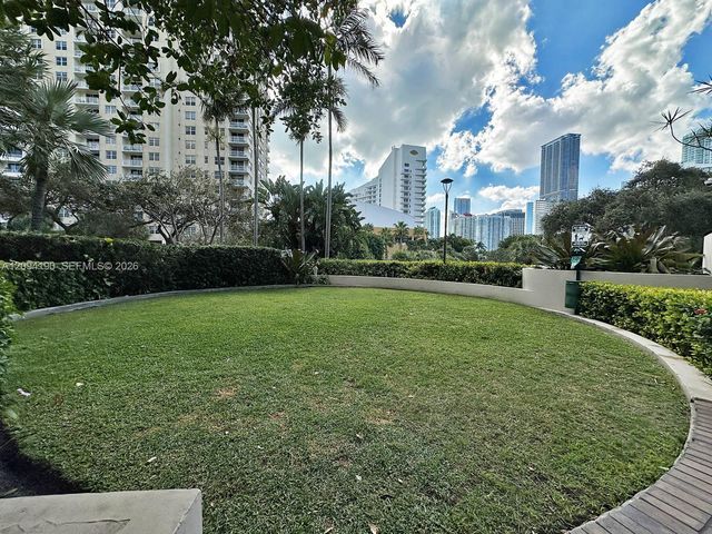 520 Brickell Key Drive A1217, Miami, FL 33131